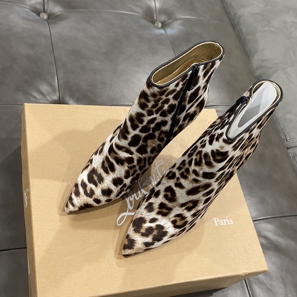 CHRISTIAN LOUBOUTIN 
So Kate Booty 100 leopard-print calf-hair boots Size 38 - Picture 9 of 13